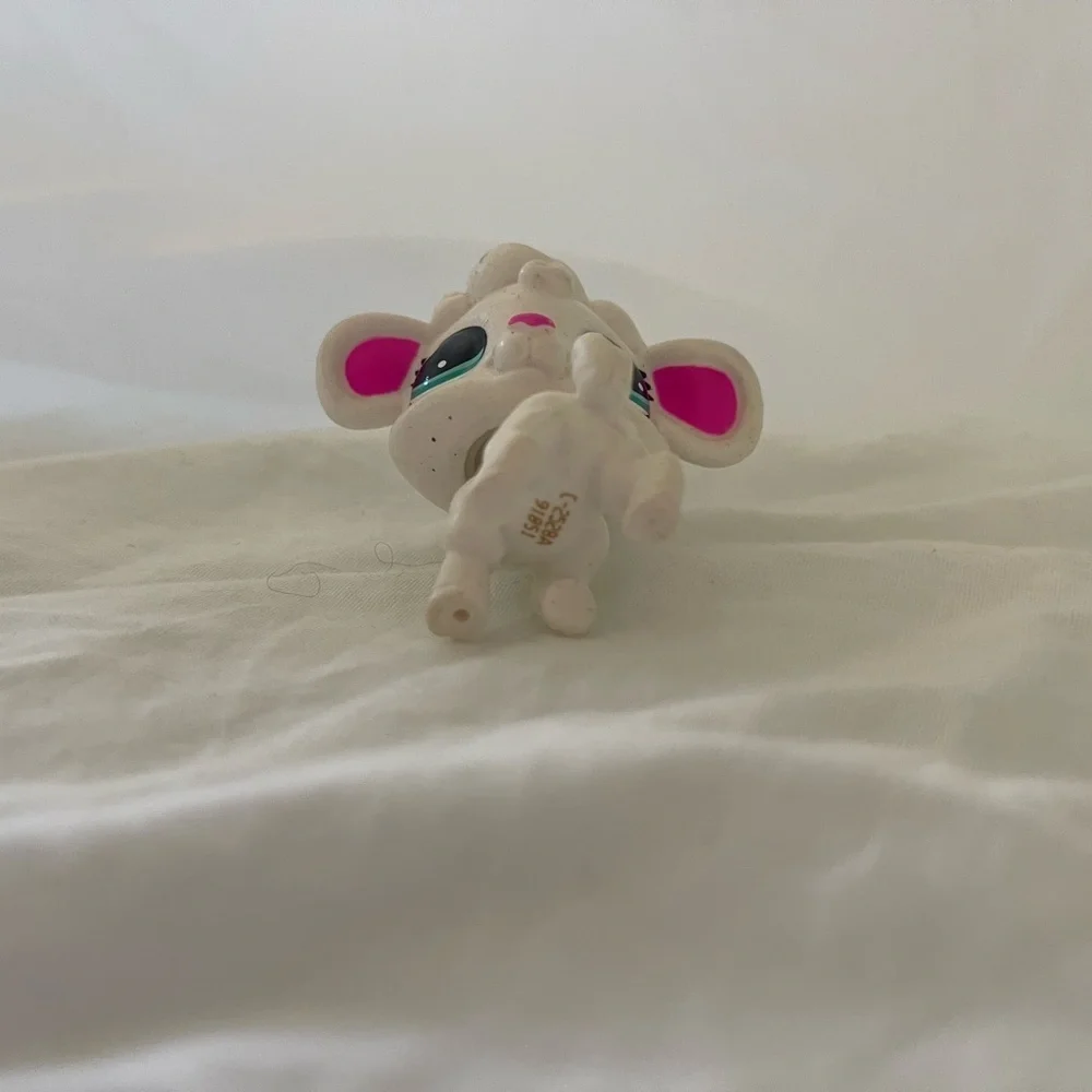 Littlest Pet Shop LPS Authentic Thirsty Pets Lamb Shee 4-165 Rare